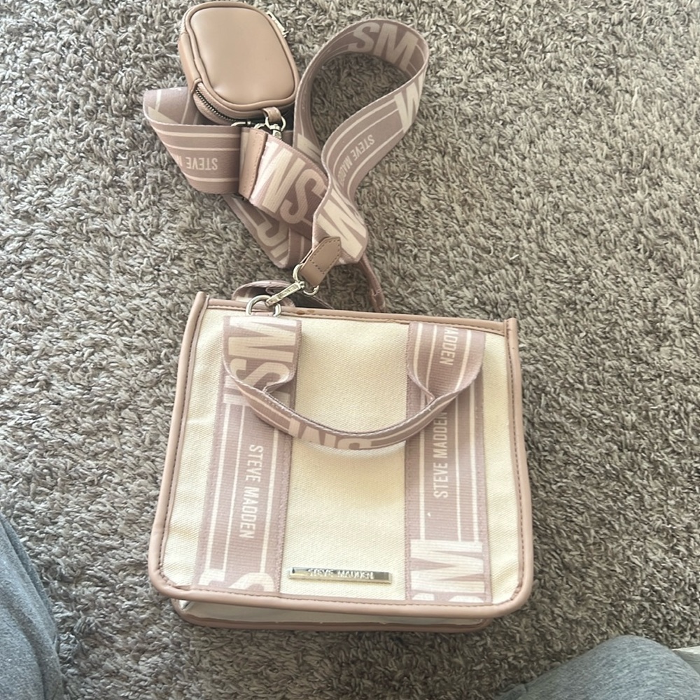 Steve Madden tote bag